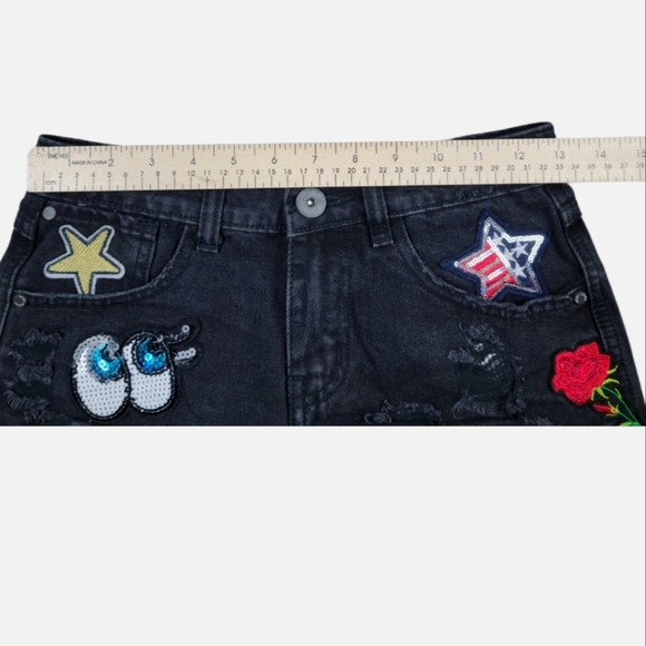 GoGo Jeans USA Cut Off Denim Shorts Size 1 High Rise Black Distressed Patches - Picture 3 of 9